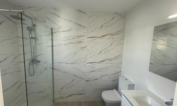 Reventa - Bungalow -
Orihuela Costa - La Regia