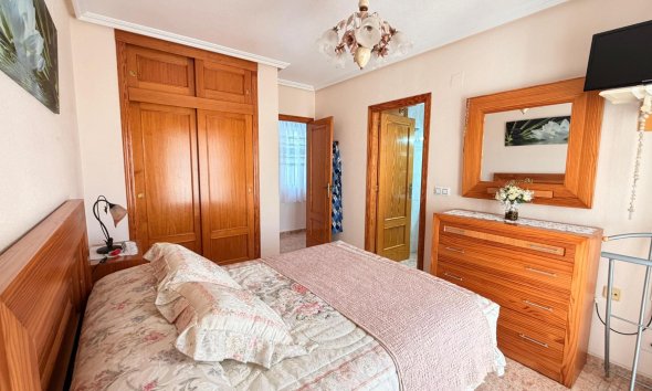 Reventa - Ático -
Torrevieja - Acequion