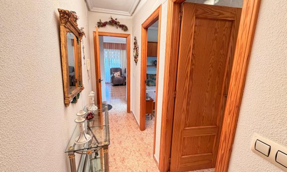 Reventa - Ático -
Torrevieja - Acequion