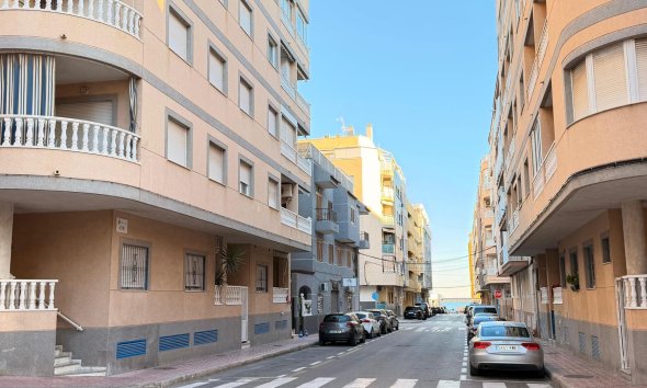 Reventa - Ático -
Torrevieja - Acequion