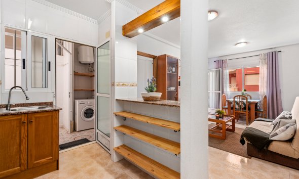 Revente - Apartment -
Torrevieja - Parque de las Naciones