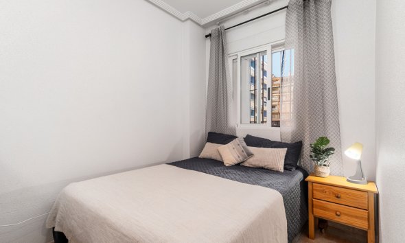 Revente - Apartment -
Torrevieja - Parque de las Naciones