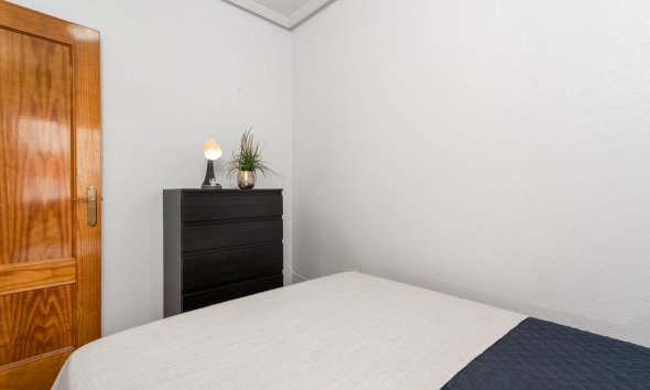 Revente - Apartment -
Torrevieja - Parque de las Naciones