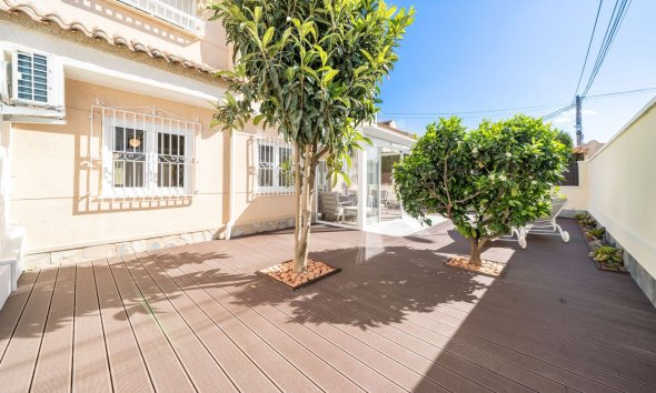 Reventa - Duplex -
Torrevieja - Costa Blanca