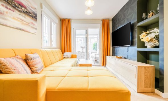 Reventa - Duplex -
Torrevieja - Costa Blanca