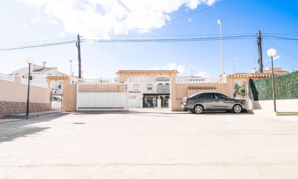 Reventa - Duplex -
Torrevieja - Costa Blanca