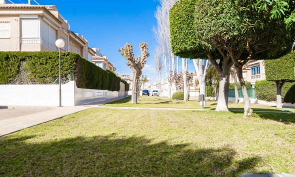 Reventa - Duplex -
Torrevieja - Costa Blanca