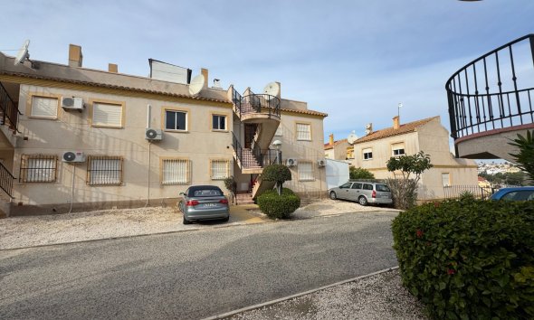 Revente - Apartment -
Orihuela Costa - Costa Blanca