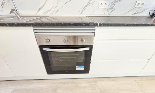 Resale - Town House -
Torrevieja - El Limonar