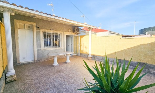 Resale - Town House -
Torrevieja - El Limonar