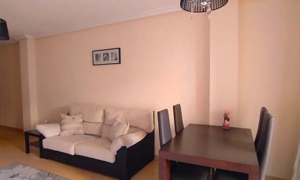 Resale - Apartment -
Torrevieja - CENTRO CASCO URBANO