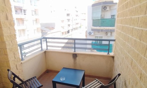 Resale - Apartment -
Torrevieja - CENTRO CASCO URBANO