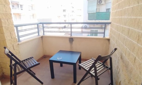 Resale - Apartment -
Torrevieja - CENTRO CASCO URBANO