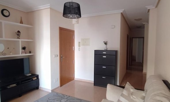 Resale - Apartment -
Torrevieja - CENTRO CASCO URBANO