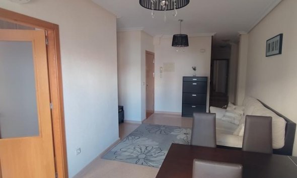 Resale - Apartment -
Torrevieja - CENTRO CASCO URBANO