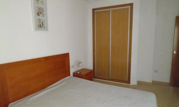 Resale - Apartment -
Torrevieja - CENTRO CASCO URBANO