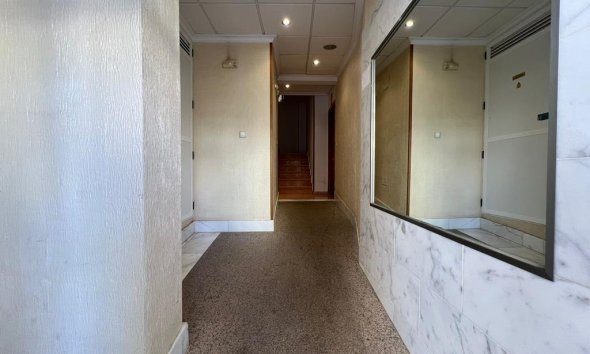 Resale - Apartment -
Torrevieja - CENTRO CASCO URBANO