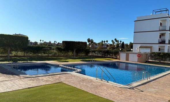 Revente - Apartment -
Punta Prima - Costa Blanca