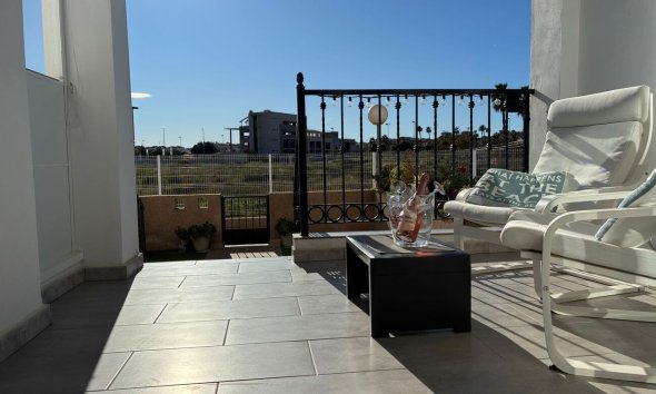 Revente - Apartment -
Punta Prima - Costa Blanca