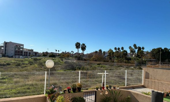 Revente - Apartment -
Punta Prima - Costa Blanca