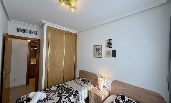 Reventa - Apartment -
Torrevieja - Costa Blanca