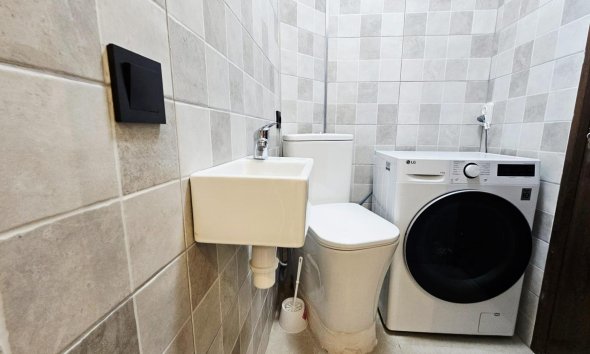 Reventa - Apartment -
Torrevieja - Acequion