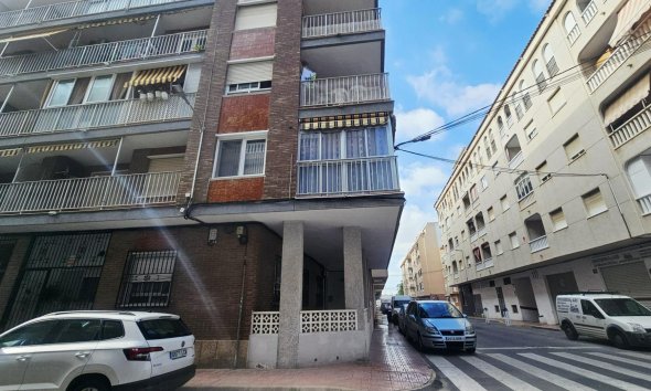 Reventa - Apartment -
Torrevieja - Acequion