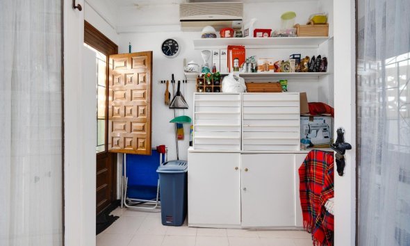 Reventa - Villa -
Torrevieja - Calas Blanca