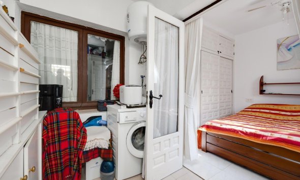 Reventa - Villa -
Torrevieja - Calas Blanca