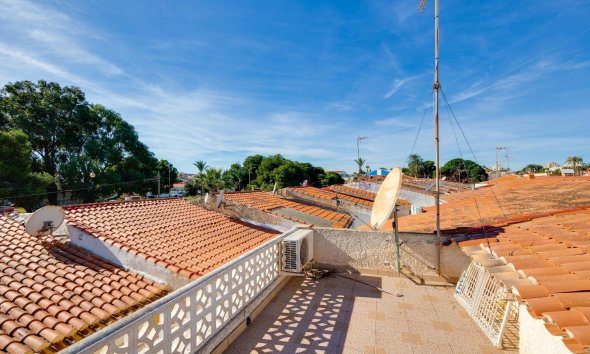 Reventa - Villa -
Torrevieja - Calas Blanca