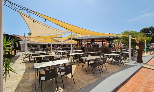 Reventa - Villa -
Torrevieja - Calas Blanca