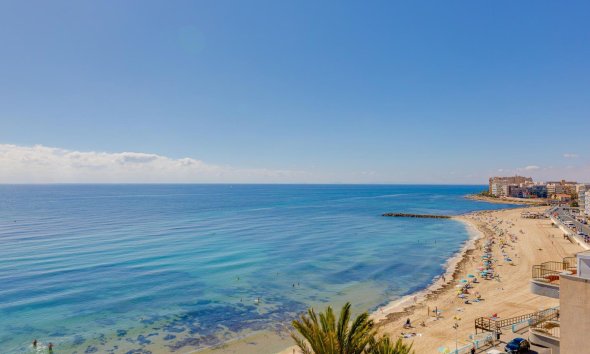 Reventa - Villa -
Torrevieja - Calas Blanca