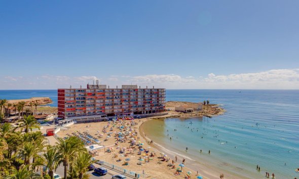 Reventa - Villa -
Torrevieja - Calas Blanca