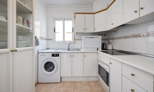 Reventa - Bungalow -
Torrevieja - La Siesta - El Salado - Torreta