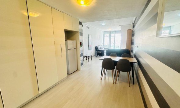 Reventa - Ático -
Torrevieja - Playa del Cura