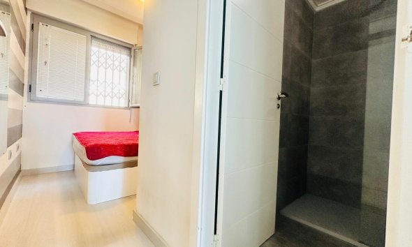 Reventa - Ático -
Torrevieja - Playa del Cura