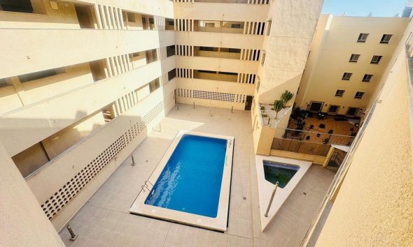 Reventa - Ático -
Torrevieja - Playa del Cura