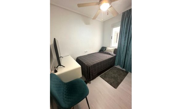 Reventa - Apartment -
Torrevieja - Centro