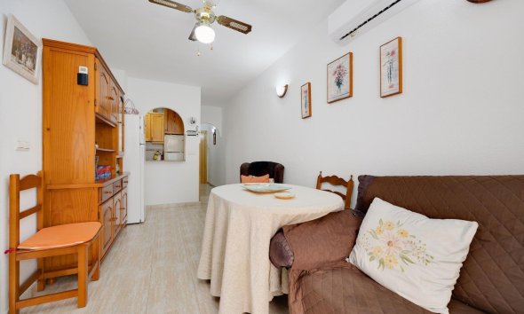Reventa - Apartment -
Torrevieja - Centro