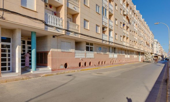 Reventa - Apartment -
Torrevieja - Centro