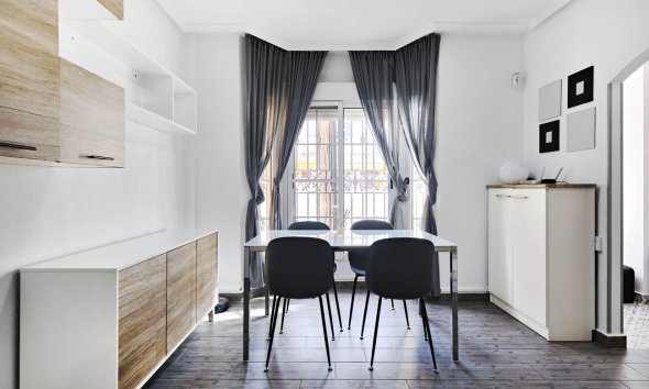 Resale - Semi Detached -
Guardamar del Segura - El Raso