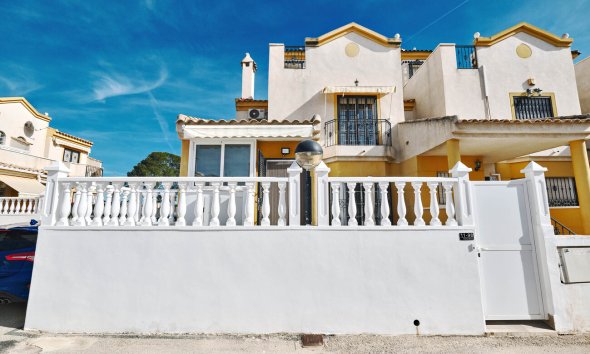 Resale - Semi Detached -
Guardamar del Segura - El Raso