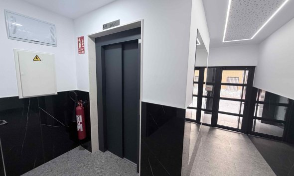 Reventa - Apartment -
Torrevieja - Costa Blanca