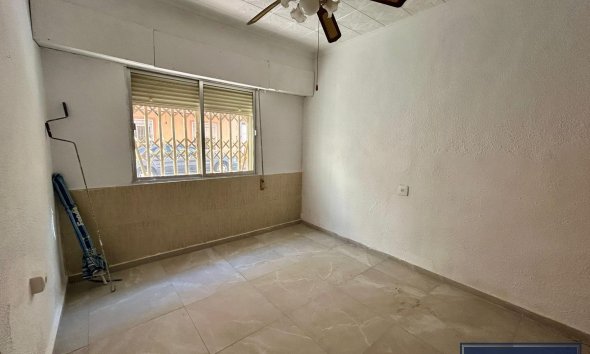 Reventa - Apartment -
Torrevieja - Centro