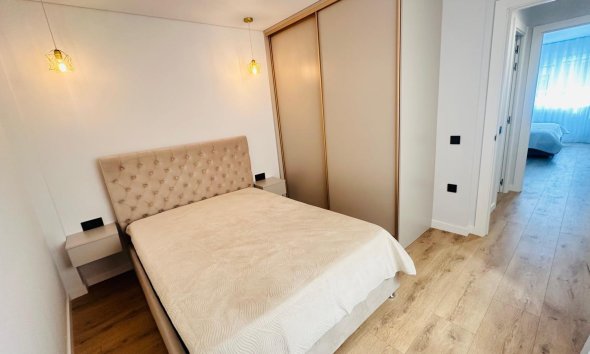 Resale - Apartment -
Torrevieja - Playa del Cura