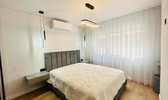 Resale - Apartment -
Torrevieja - Playa del Cura