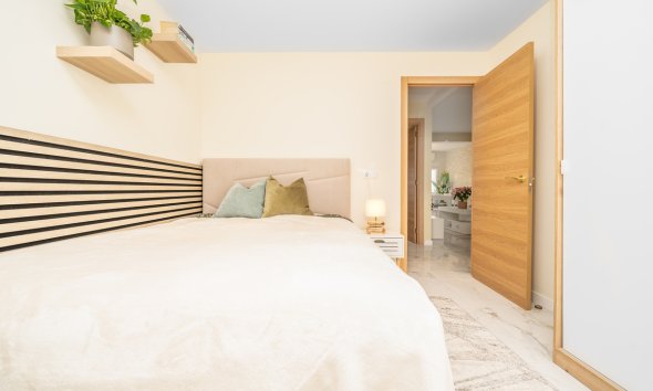 Reventa - Bungalow -
Torrevieja - Torretas