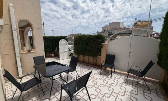 Reventa - Duplex -
Torrevieja - Costa Blanca