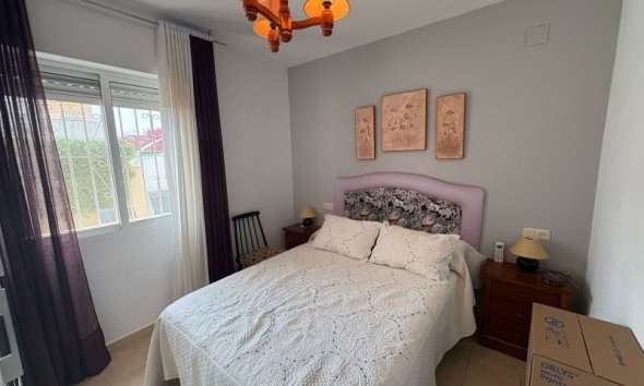 Reventa - Duplex -
Torrevieja - Costa Blanca