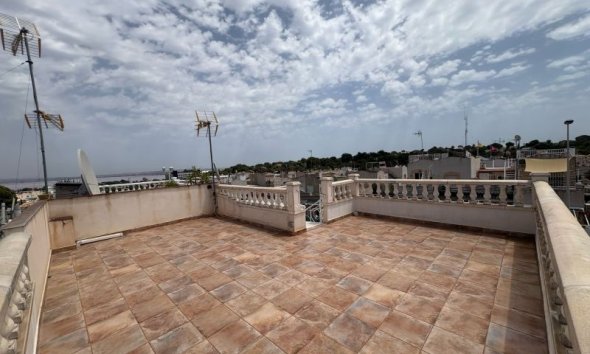 Reventa - Duplex -
Torrevieja - Costa Blanca